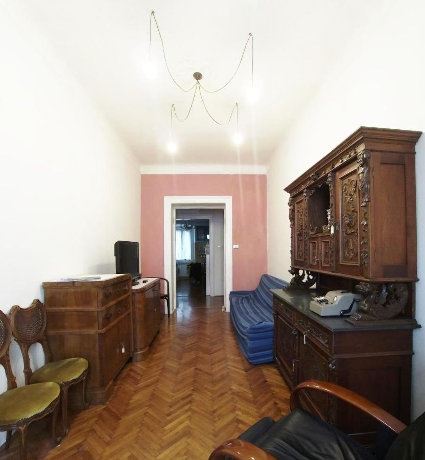 Casa Antica - Historical Apartment In Old City Center Трієст Екстер'єр фото