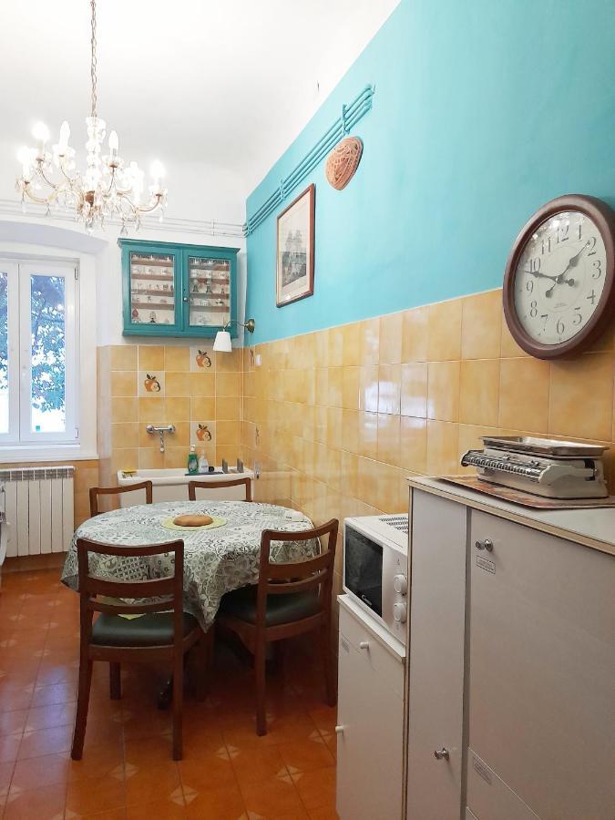 Casa Antica - Historical Apartment In Old City Center Трієст Екстер'єр фото